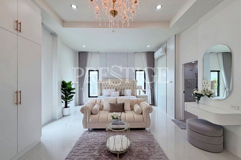 Haus in Pattaya, Thailand 3 Schlafzimmer № 233241 - Foto 14
