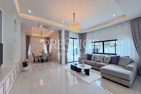 Haus in Pattaya, Thailand 3 Schlafzimmer № 233241 - Foto 3