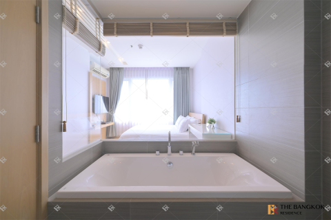 Condo in Bangkok, Thailand, 2 bedrooms № 185024 - photo 4