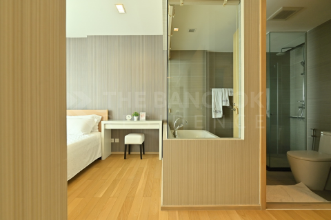Condo in Bangkok, Thailand, 2 bedrooms № 185024