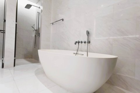Penthouse in Bangkok, Thailand 5 bedrooms № 180622 - photo 22