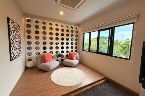 Townhouse à Samut Prakan, Thaïlande 3 chambres № 144979 - photo 10