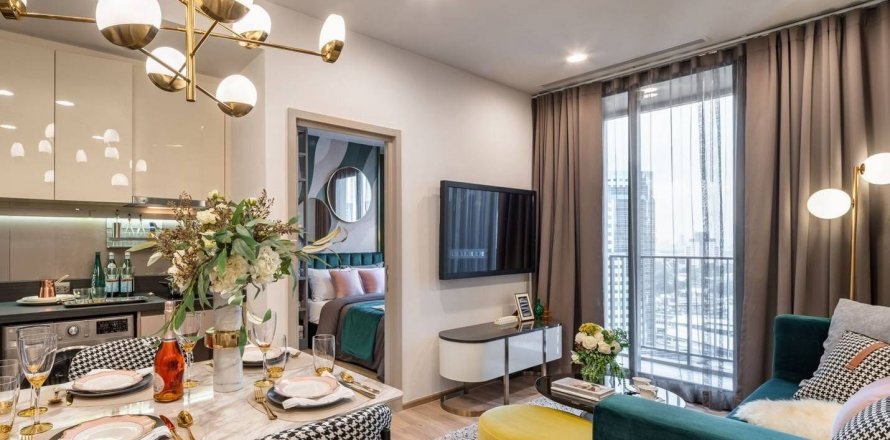 Condo in Khlong Toei, Bangkok, Thailand, 2 bedrooms  № 144975