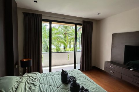 Villa in Kathu, Thailand 4 bedrooms № 148252 - photo 8
