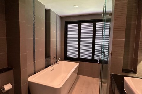 Villa in Kathu, Thailand 4 bedrooms № 148252 - photo 16