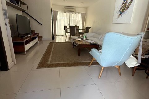 Townhouse in Phuket, Thailand 3 bedrooms № 148248 - photo 5