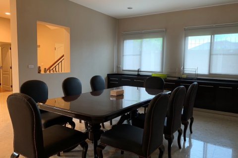 Дом в Кханнаяу, Бангкок, Таиланд с 5 спальнями  № 148250 - фото 4