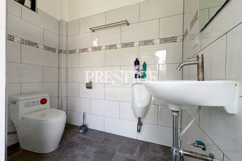 House in Pattaya, Thailand 3 bedrooms № 197620 - photo 22