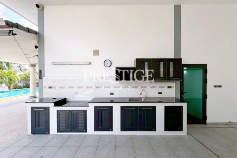 House in Pattaya, Thailand 3 bedrooms № 197620 - photo 21
