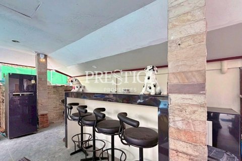 House in Pattaya, Thailand 4 bedrooms № 197621 - photo 19