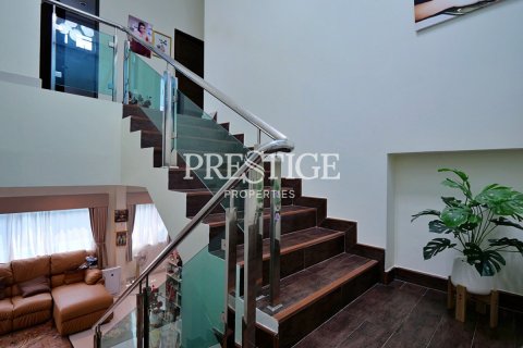 House in Pattaya, Thailand 4 bedrooms № 197621 - photo 10