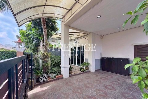 House in Pattaya, Thailand 4 bedrooms № 197621 - photo 25