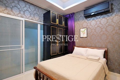 House in Pattaya, Thailand 4 bedrooms № 197621 - photo 7