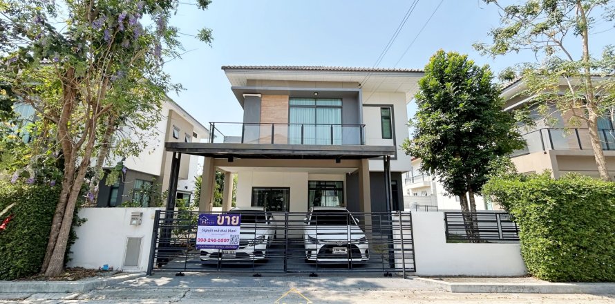 House in Pak Kret, Thailand 4 bedrooms № 153465