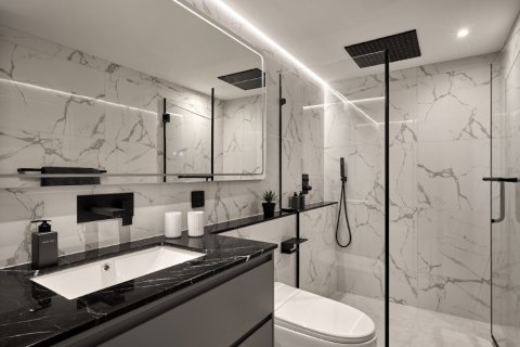 Apartamento de 2 habitaciones en Pattaya, Tailandia № 176730 - foto 6