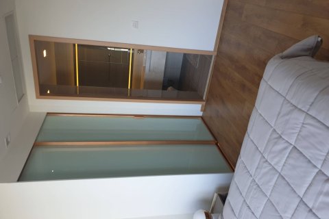Eigentumswohnung in Bangkok, Thailand, 1 Schlafzimmer  № 222591 - Foto 11