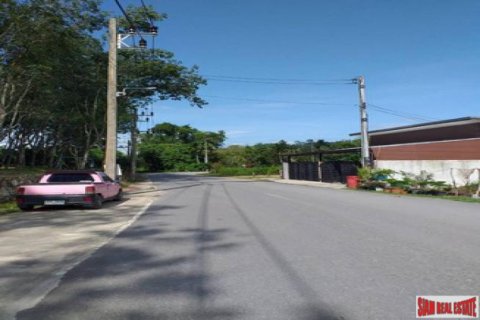 Land on Naithon Beach, Thailand 2972 sq.m. № 192918 - photo 3