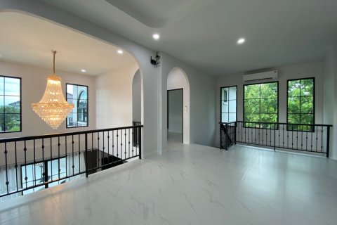 House in Chiang Mai, Thailand 3 bedrooms № 133348 - photo 17