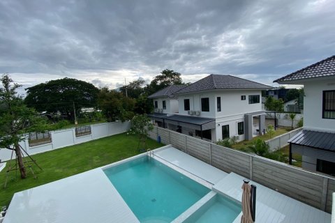 House in Chiang Mai, Thailand 3 bedrooms № 133348 - photo 30