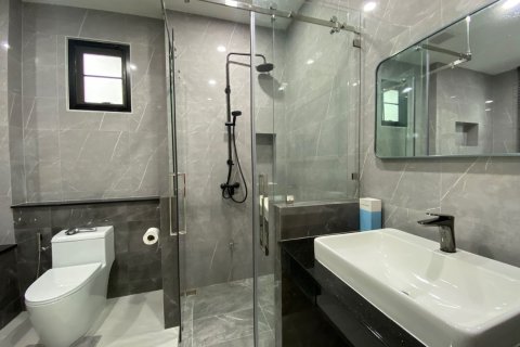 House in Chiang Mai, Thailand 3 bedrooms № 133348 - photo 27