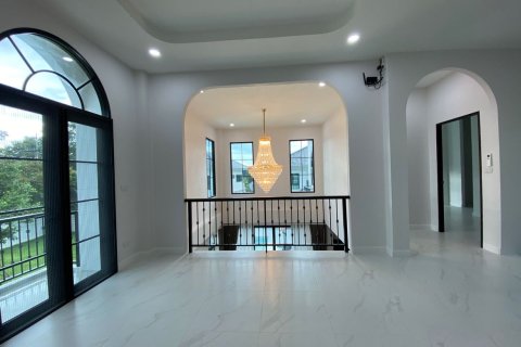 House in Chiang Mai, Thailand 3 bedrooms № 133348 - photo 16