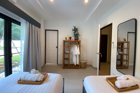 Villa in Chiang Mai, Thailand 4 bedrooms № 133349 - photo 17