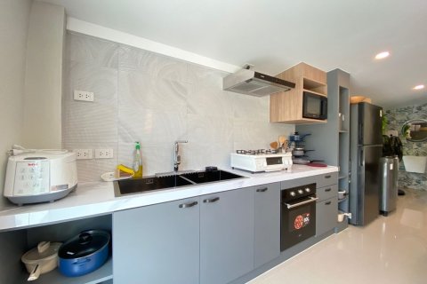 Villa in Chiang Mai, Thailand 4 bedrooms № 133349 - photo 11