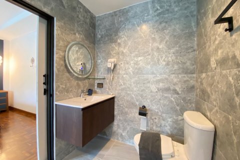 Villa in Chiang Mai, Thailand 4 bedrooms № 133349 - photo 24