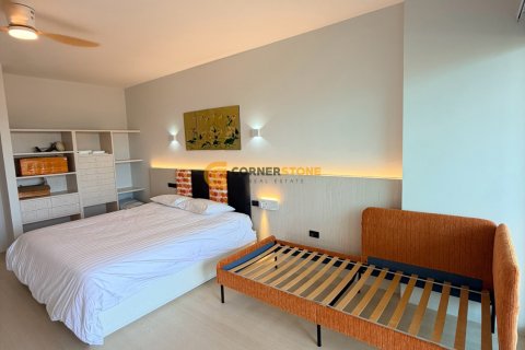 Condo on Jomtien Beach, Pattaya, Thailand, 1 bedroom № 233558 - photo 3