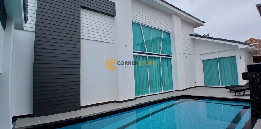 Studio in Pattaya, Thailand № 233561