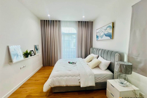 Casa de 4 dormitorios en Bangkok, Tailandia № 233557 - foto 4