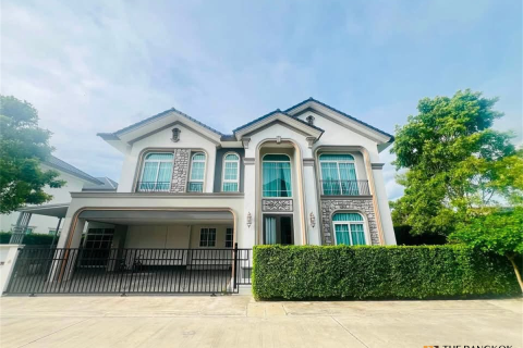 Casa de 4 dormitorios en Bangkok, Tailandia № 233557 - foto 5