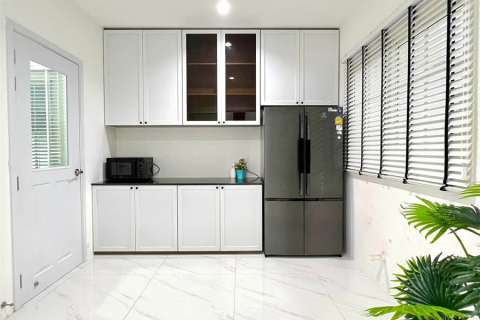 Casa de 4 dormitorios en Bangkok, Tailandia № 233557 - foto 2