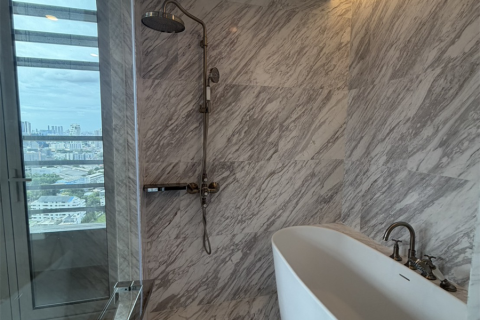 Condominio de 2 dormitorios en Bangkok, Tailandia № 233556 - foto 5