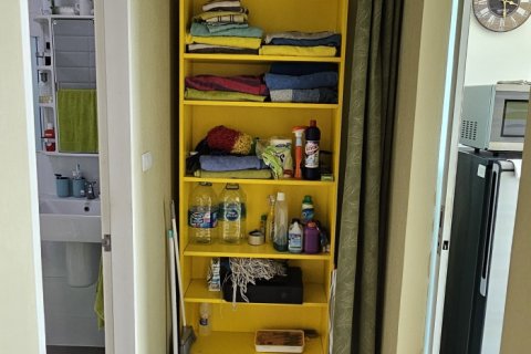 Studio in the Condo in Khlong Toei, Bangkok, Thailand № 159475 - photo 4