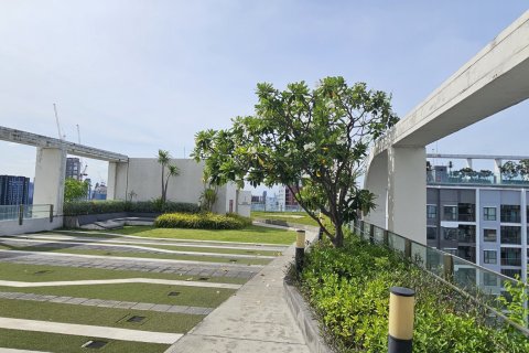 Studio in the Condo in Khlong Toei, Bangkok, Thailand № 159475 - photo 11