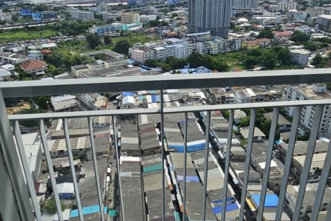 Studio in the Condo in Khlong Toei, Bangkok, Thailand № 159475 - photo 6