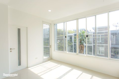 Таунхаус в Буенг Куме, Бангкок, Таиланд с 5 спальнями № 159479 - фото 15