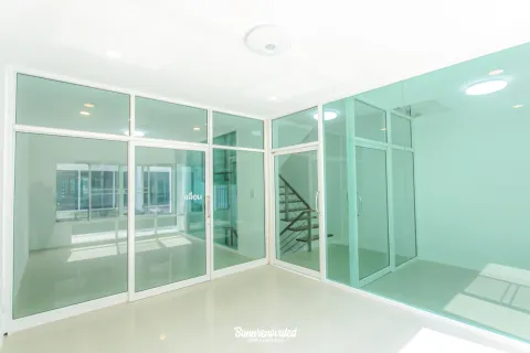 Таунхаус в Буенг Куме, Бангкок, Таиланд с 5 спальнями № 159479 - фото 7