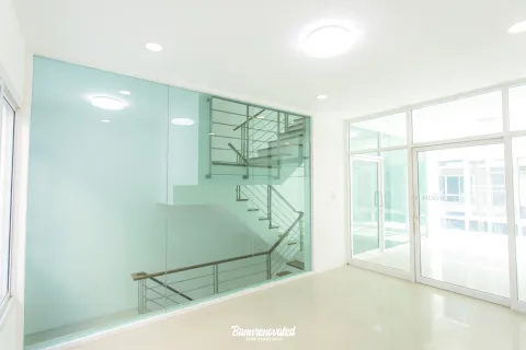 Таунхаус в Буенг Куме, Бангкок, Таиланд с 5 спальнями № 159479 - фото 8