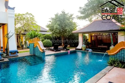 Casa de 3 dormitorios en Pattaya, Tailandia № 212427 - foto 8