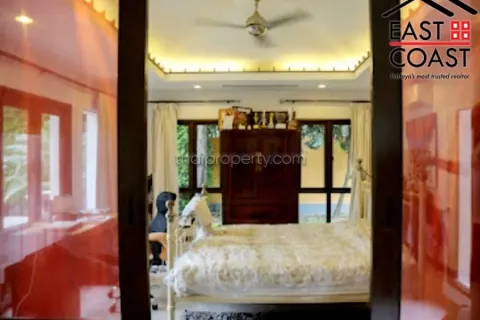 Casa de 3 dormitorios en Pattaya, Tailandia № 212427 - foto 11