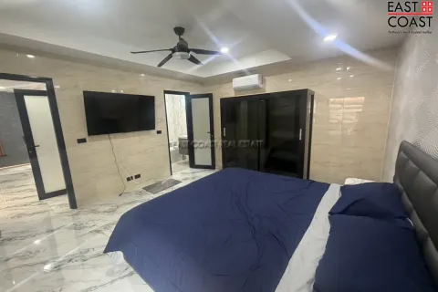 Condominio de 2 dormitorios en Pattaya, Tailandia № 212425 - foto 13