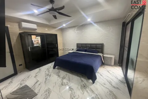 Condominio de 2 dormitorios en Pattaya, Tailandia № 212425 - foto 3