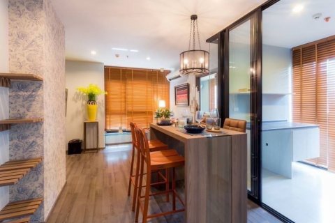 Кондоминиум с 2 спальнями в Ваттхане, Бангкок, Таиланд № 135880 - фото 3