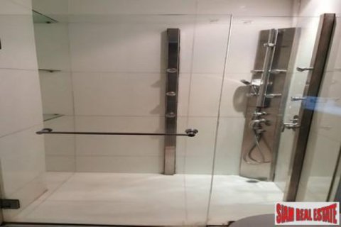 Apartment in Bangkok, Thailand 2 bedrooms № 192988 - photo 4