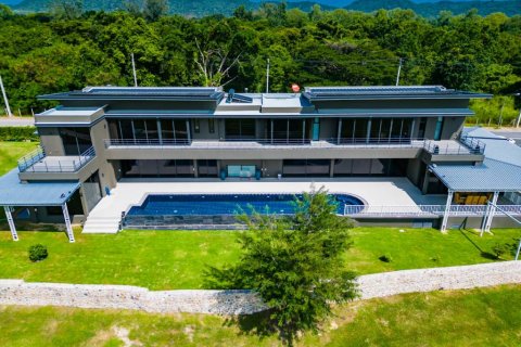 Вилла в Хуа Хине, Таиланд с 5 спальнями  № 115203 - фото 2