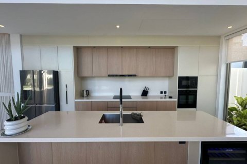 Villa in Phuket, Thailand 4 bedrooms № 115205 - photo 7