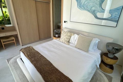 Villa in Phuket, Thailand 4 bedrooms № 115205 - photo 10