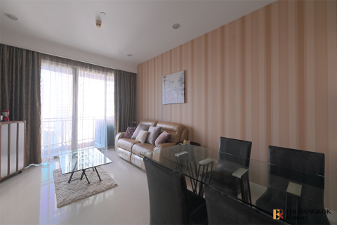 Condo in Bangkok, Thailand, 2 bedrooms № 184608 - photo 2